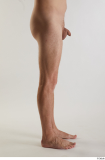 Arvid  1 flexing leg nude side view 0001.jpg